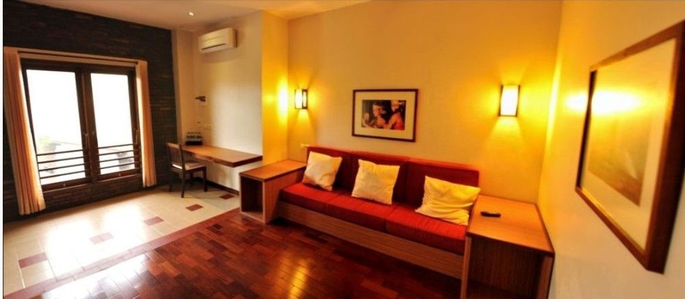 Tetirah Boutique Hotel Salatiga Exterior photo