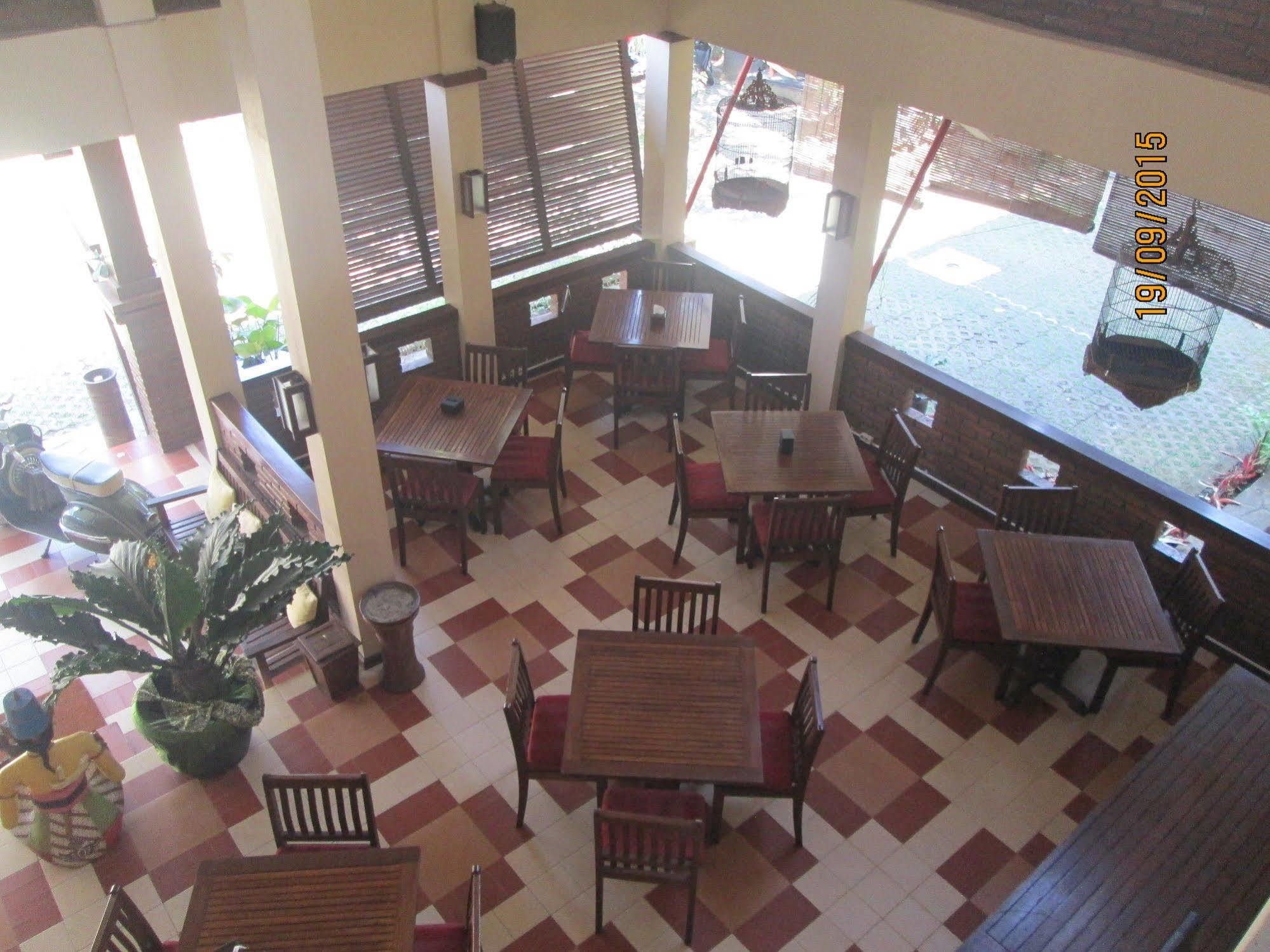 Tetirah Boutique Hotel Salatiga Exterior photo