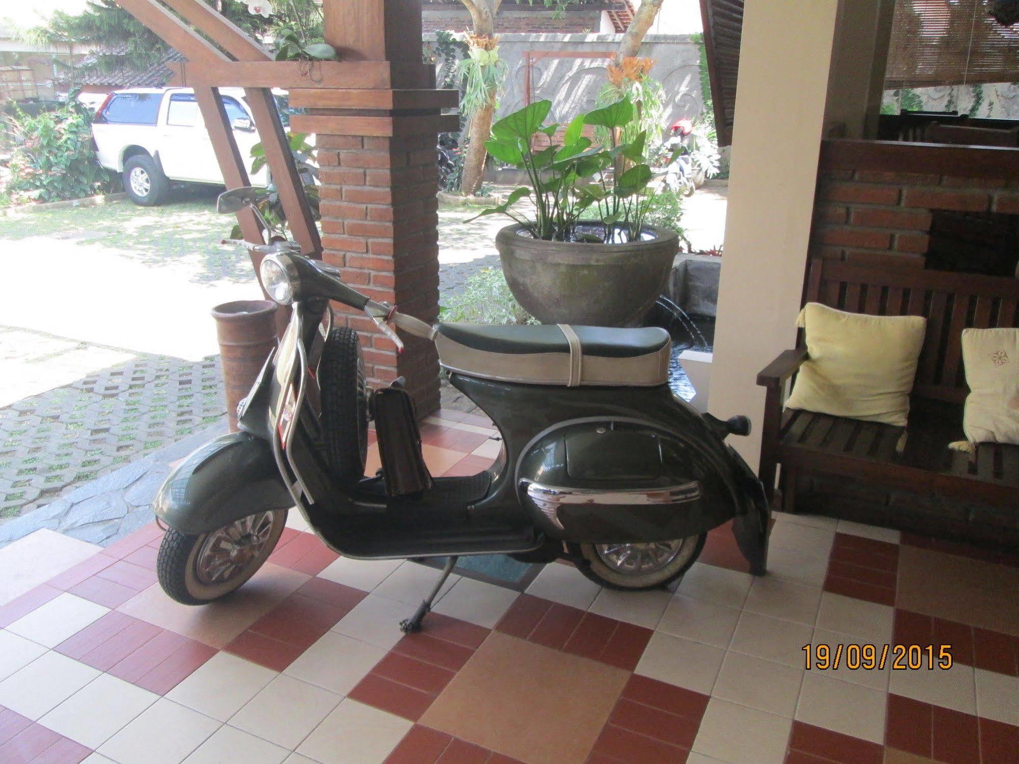 Tetirah Boutique Hotel Salatiga Exterior photo